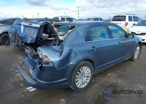 2011 Ford Fusion Hybrid from USA, damaged, VIN 3FADP0L32BR215231